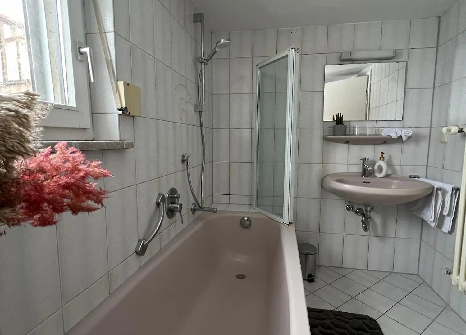 Haus Zum Guten Hirten Steinsfeld Gasthof
